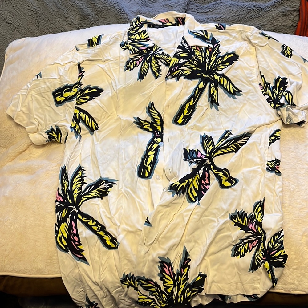 Mens button up short sleeve shirt